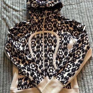 Lululemon Ikat Scuba